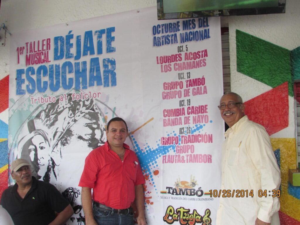 Grupo Tambó con Edwin Madera, dueño de La Troja.