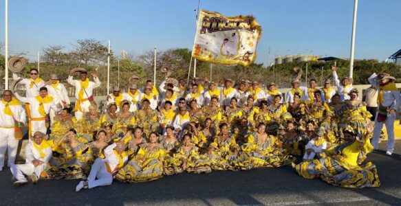 Homenaje en la Noche de Tambó a la Cumbiamba La Poderosa: 43 años de resistencia, familia y amor por la cumbia