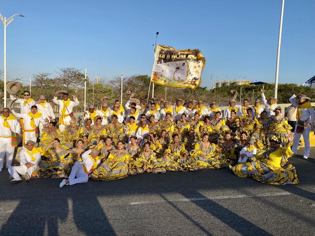 Homenaje en la Noche de Tambó a la Cumbiamba La Poderosa: 43 años de resistencia, familia y amor por la cumbia