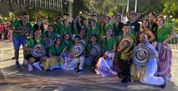 Estudiantes de Guasca, Cundinamarca vivieron por primera vez la Noche de Tambó en el Carnaval de Barranquilla